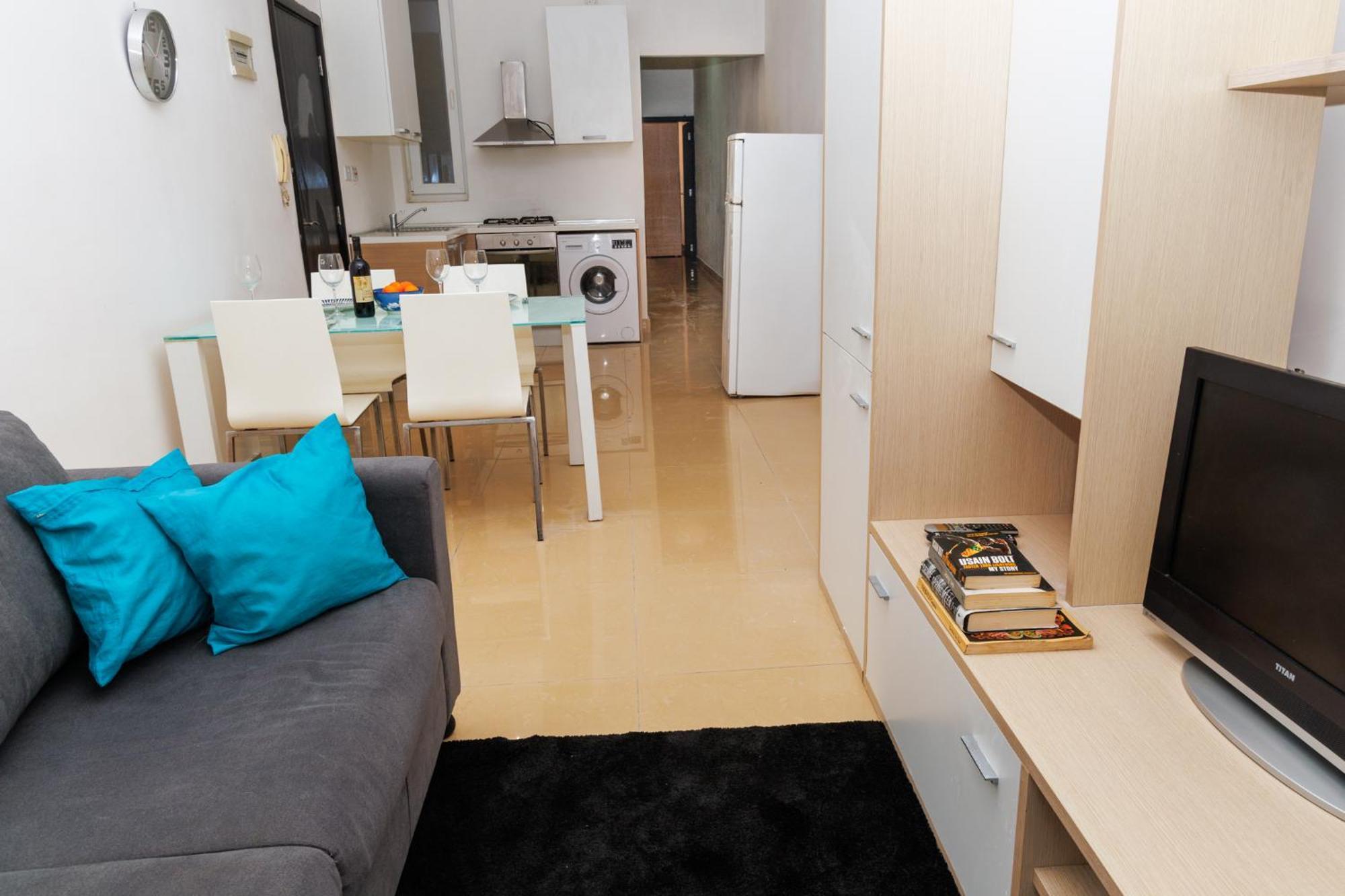 Apartment Stylish St.julians 2 Bedroom For Rent In The Centre With Terrace *